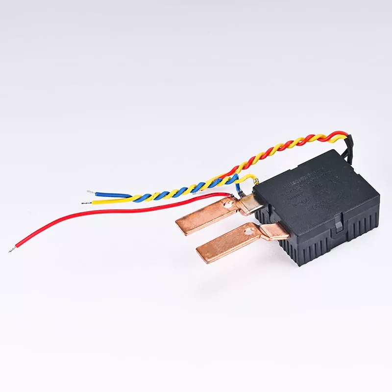 80A Monofasea 4P Rail Mota Latching Errele